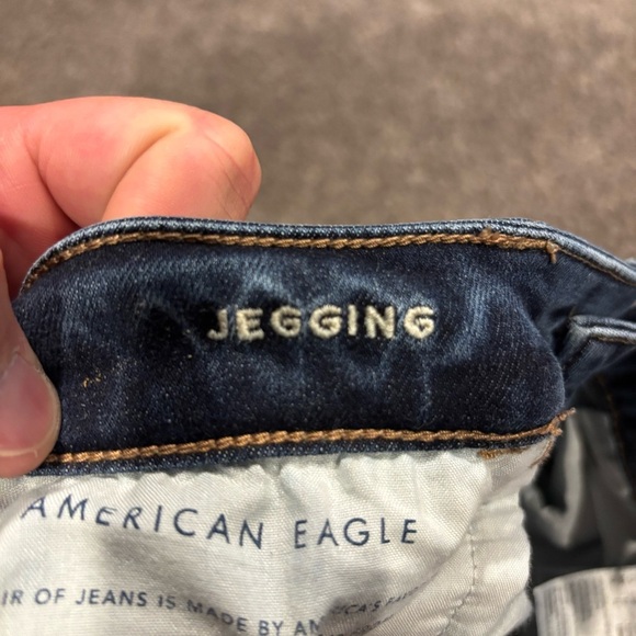 American Eagle Outfitters Women's Dark Blue Skinny Jeans - Picture 6 of 8